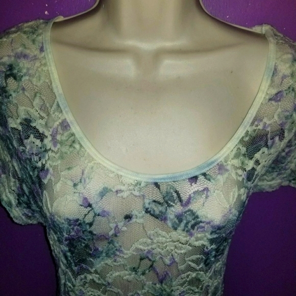 LACE BLOUSE - Picture 3 of 6